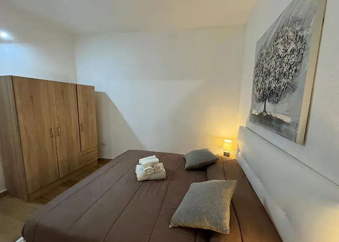 Civico 19 2pax Apartman Sassari